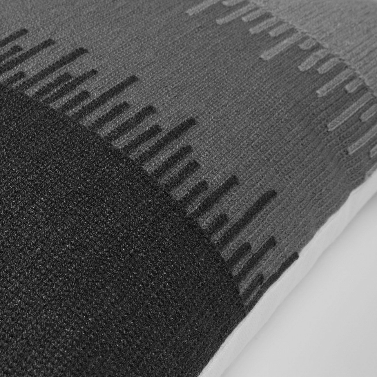 Чехол для подушки Richards от La Forma LA FORMA ОРНАМЕНТ 298866 Серый;черный  - Вид №3