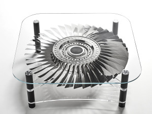 Квадратный журнальный столик