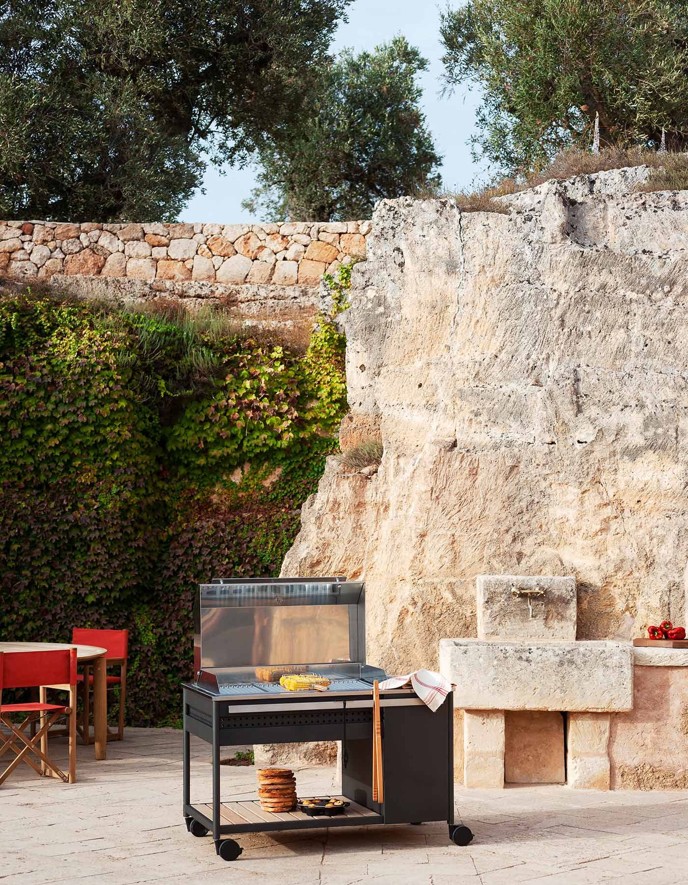 Барбекю из нержавеющей стали с колесами RODA стандарт ARCH-00055239 - Вид №1