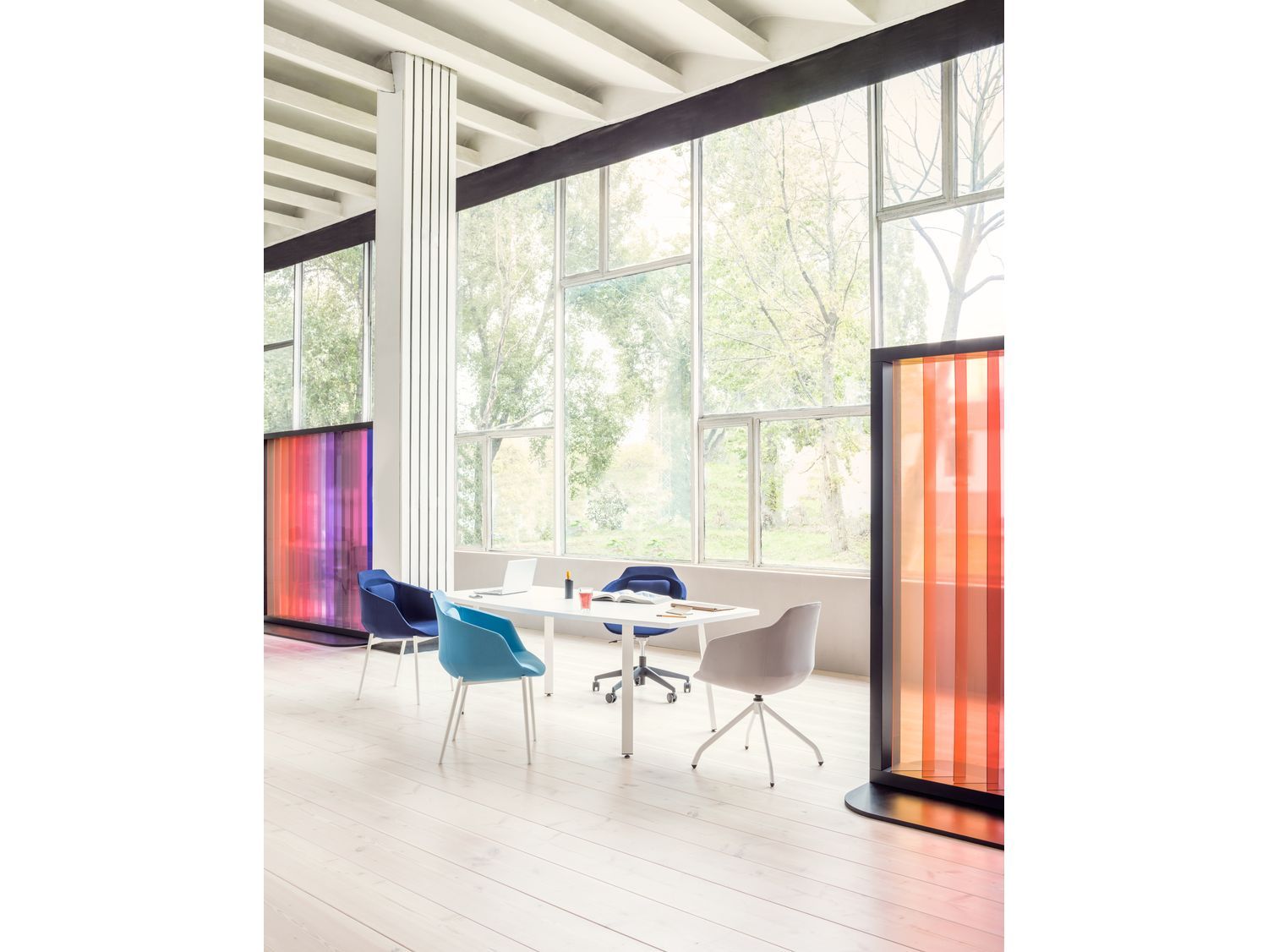 Тканевый стул с колесами с подлокотниками MDD ультра ARCH-00001891 - Вид №1