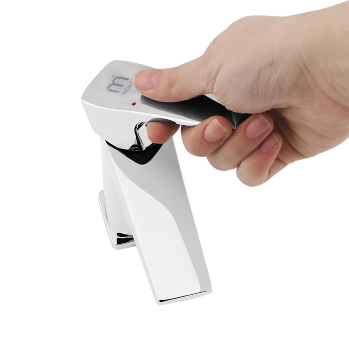 LABSB00M01 Milardo Labrador Смеситель для умывальника Labrador Россия  - Вид №1