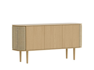 Шкаф из дуба с распашными дверями