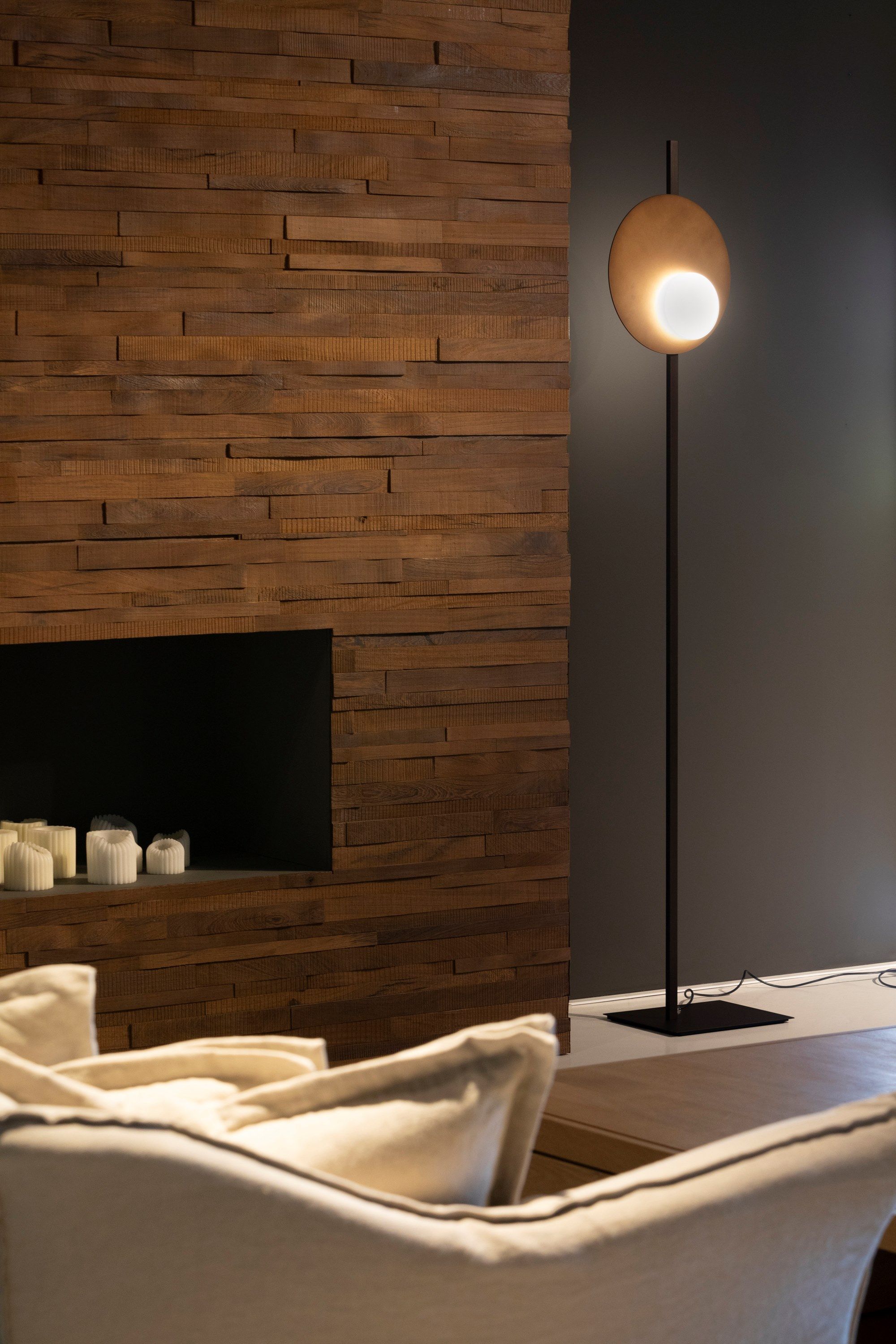 Алюминиевый светодиодный торшер AXOLIGHT Kwic ARCH-00131036 - Вид №1