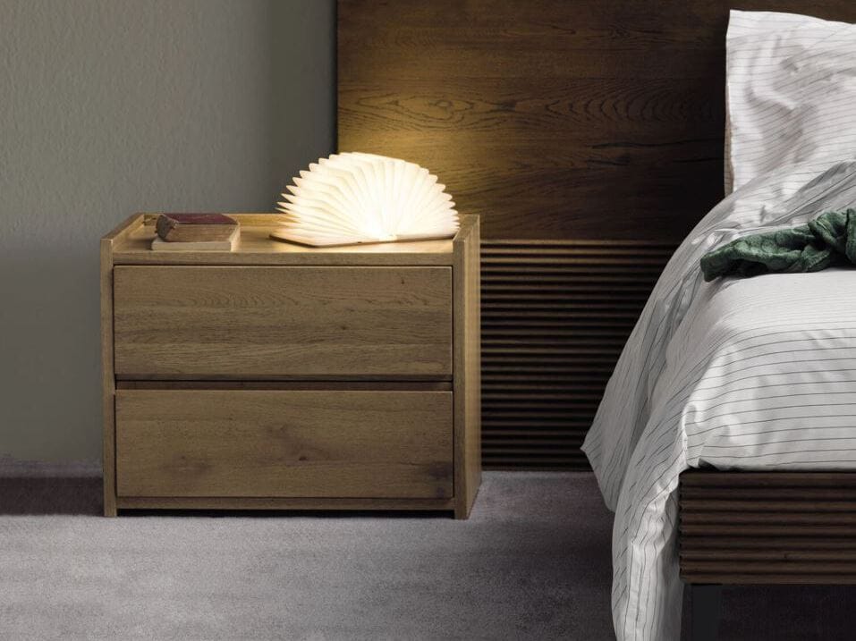 Тумбочка из массива дерева с ящиками Devina Nais GROOVE ARCH-00027354 - Вид №1