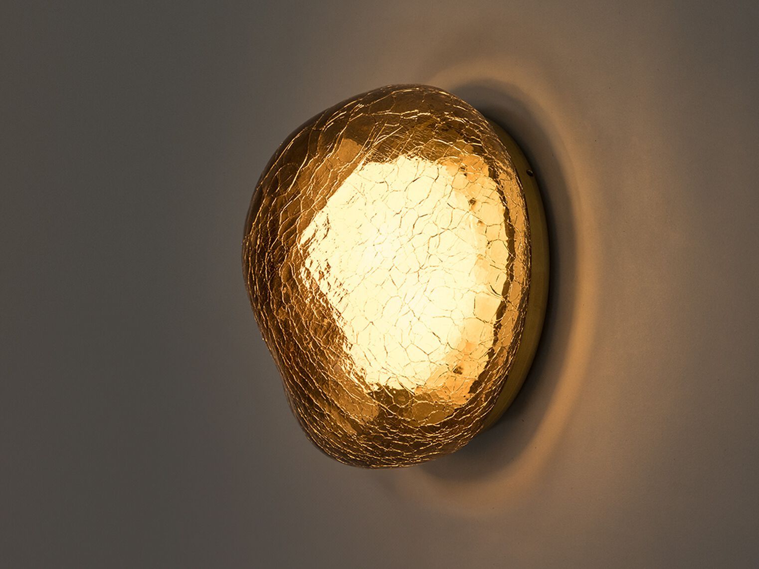 Стеклянный светодиодный настенный светильник ADesignStudio Roe ARCH-00083346