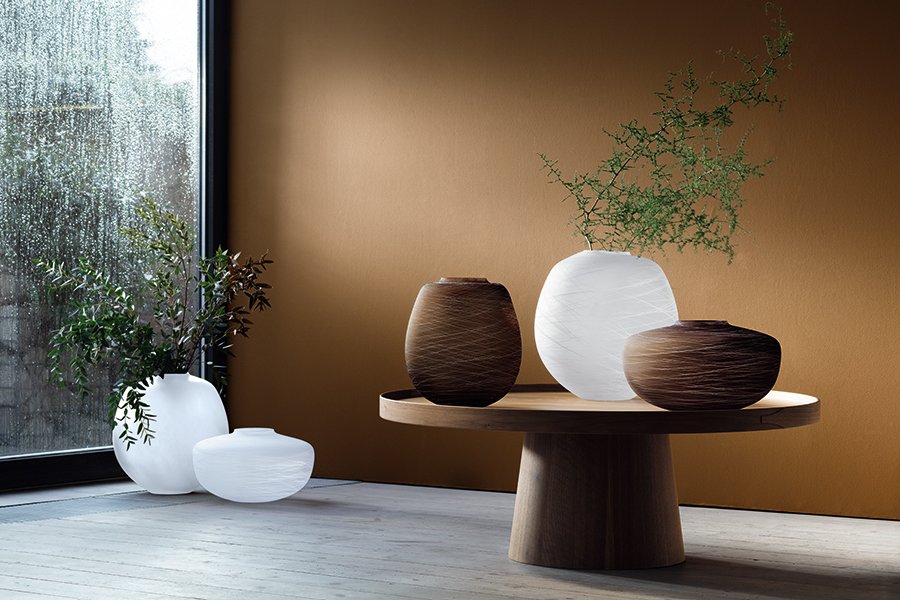 Ваза стеклянная белая 17,5 см Boulder LSA INTERNATIONAL ДИЗАЙНЕРСКИЕ 00-3894918 Белый  - Вид №1