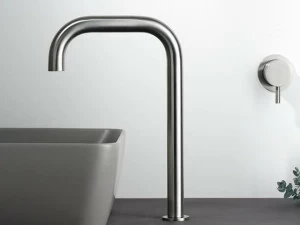 MINA Смеситель для раковины на столешнице из нержавеющей стали Stiriana 6300-6100