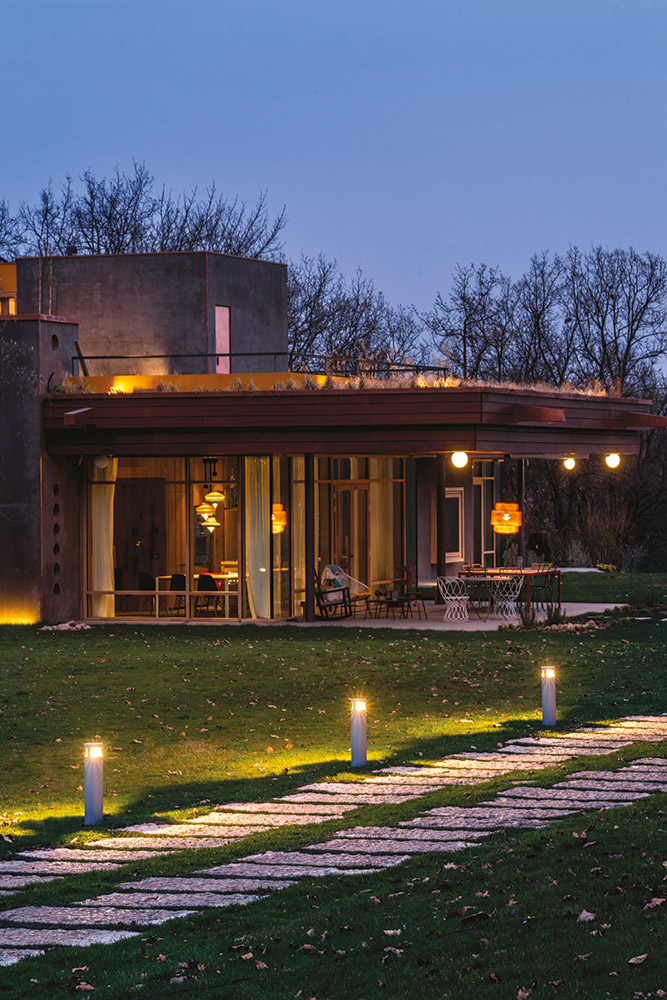 4011112 Мобильный светильник Platek MICRO MENHIR Paletto  MICRO MENHIR H. 150 mm - 1 COB 3000K 2 Openings  - Вид №2