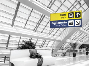 Двухсторонняя светящаяся потолочная витрина