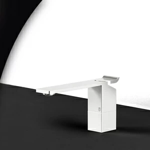 Смеситель для раковины OKAMI OKM1L серебристый глянцевый