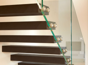 Стеклянные перила для лестницы