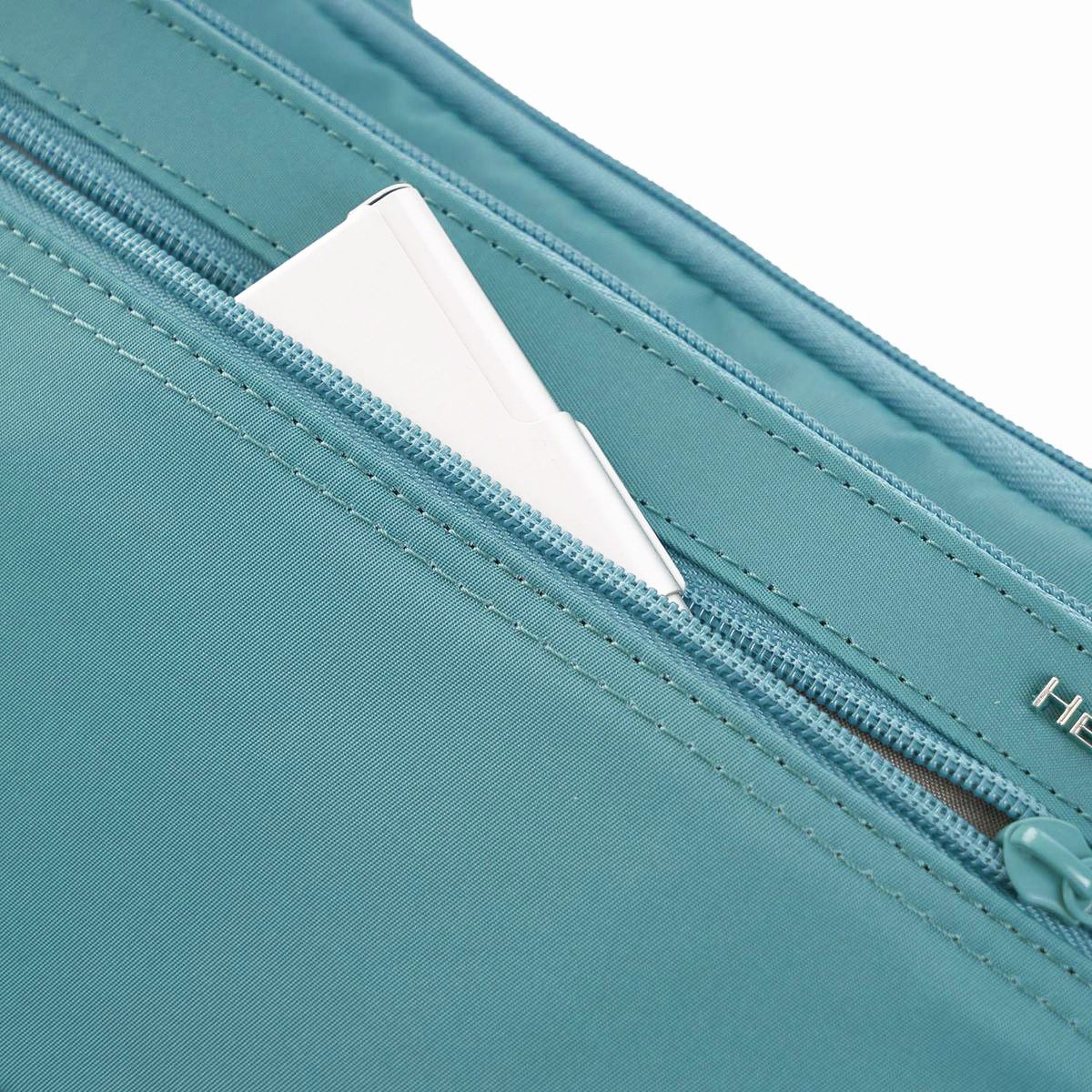 HIC412/179-02 Сумка плечевая HIC412 Sally Crossover Bag RFID Hedgren Inner City  - Вид №6