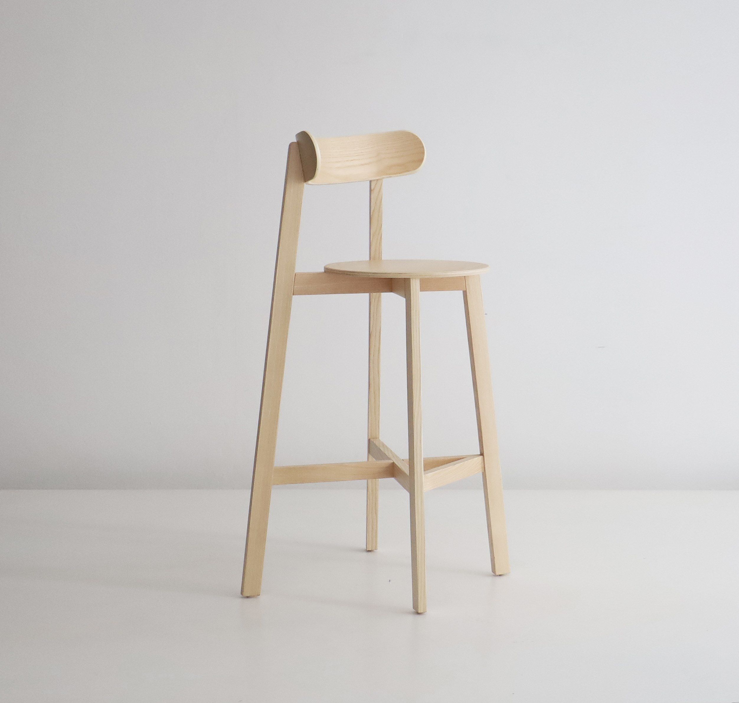 Высокий деревянный барный стул Branca Lisboa Roda ARCH-00051709