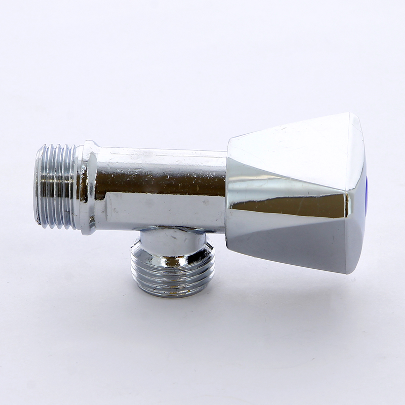 Вентиль угловой компактный универсальный хромированный ITAP 1/2"х1/2" 48812