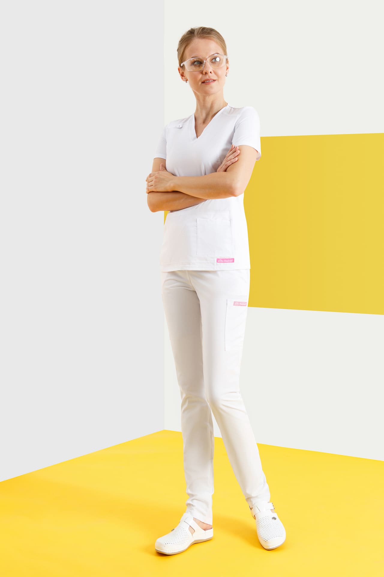 67982 Блузка женская WHITE (белый) GVENN  Медицинская одежда  размер 50 (XL)  - Вид №2