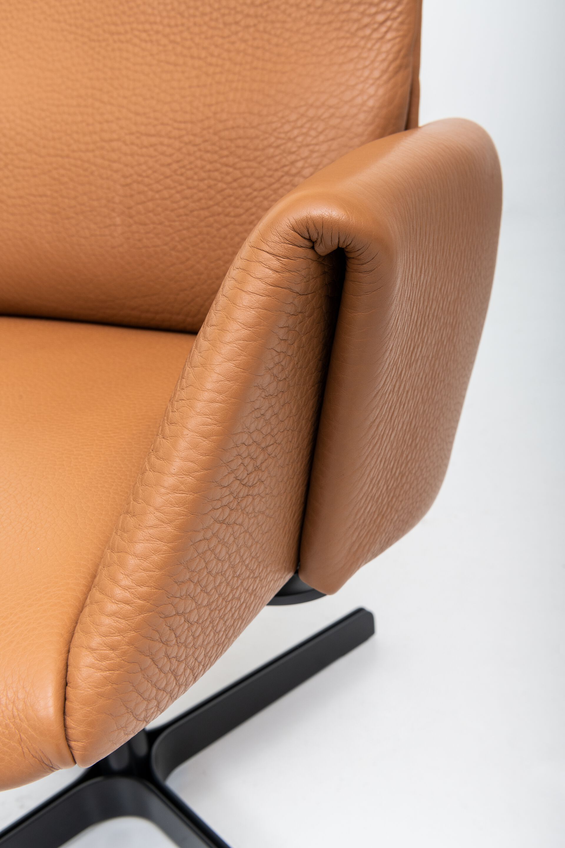Кожаный поворотный стул de Sede DS-343 ARCH-00000853 - Вид №3