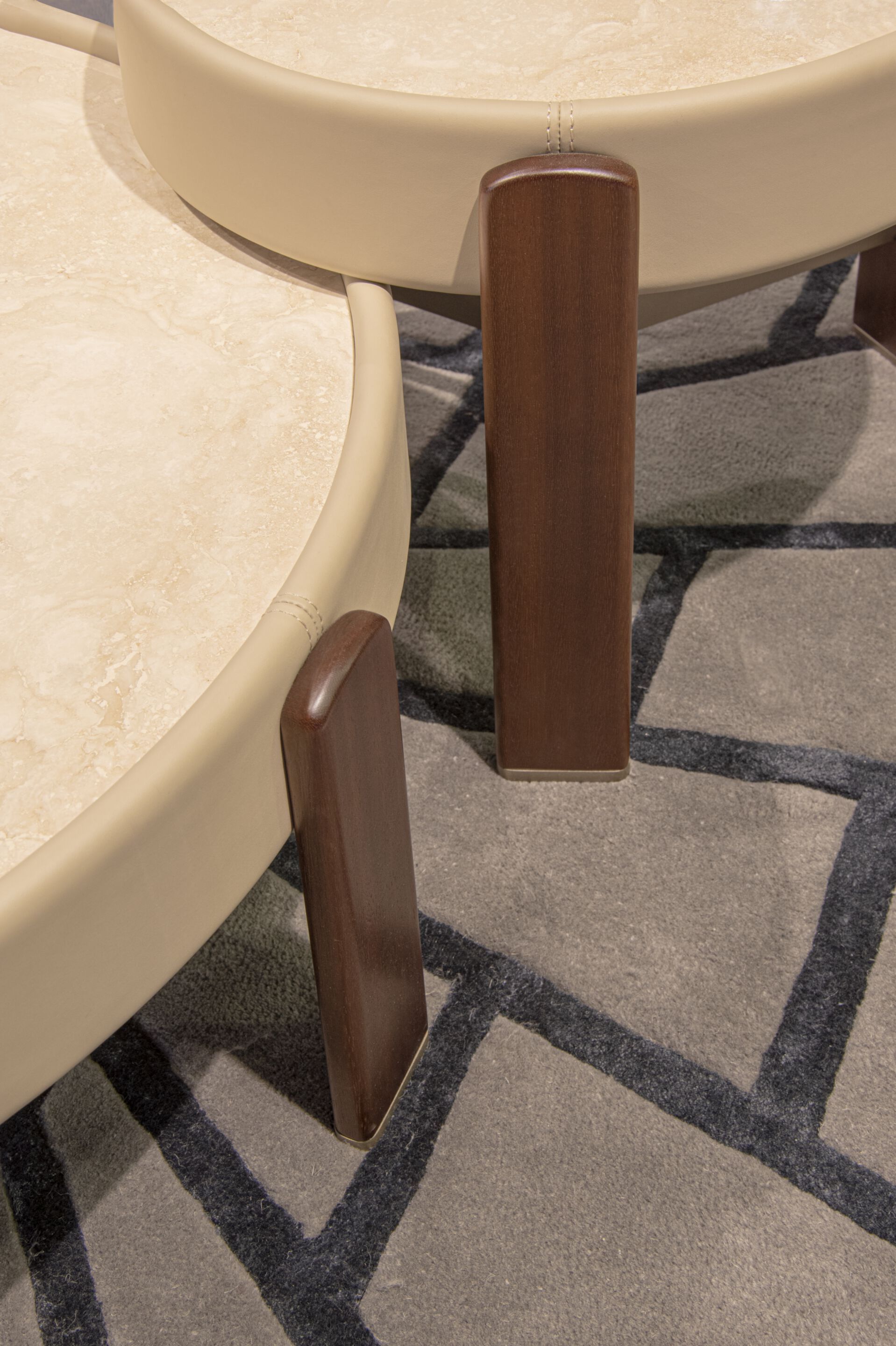 Высокий круглый мраморный журнальный столик Formitalia Кин ARCH-00016935 - Вид №4