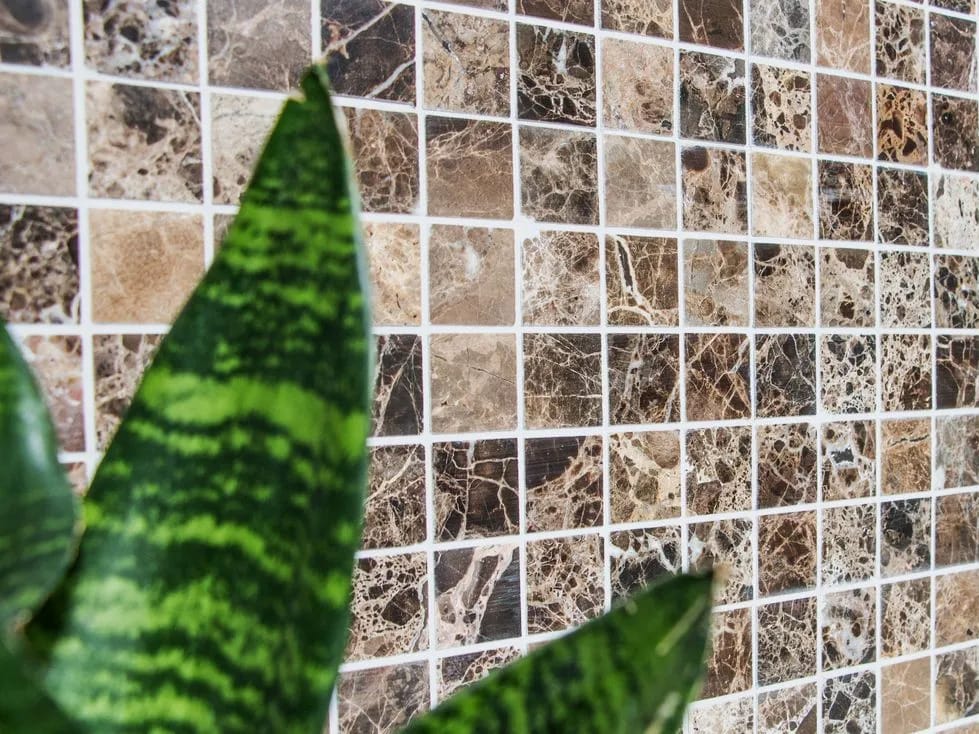 Темная мраморная мозаика Emperador Mosaix ARCH-00009927