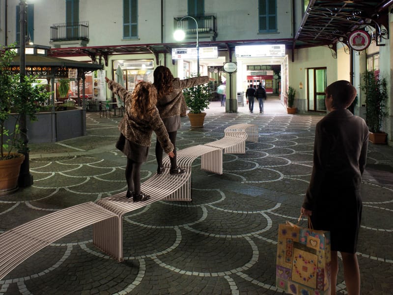 Металлическая изогнутая скамья без спинки Urbantime Zeroиндексы.015 ARCH-00093350 - Вид №3