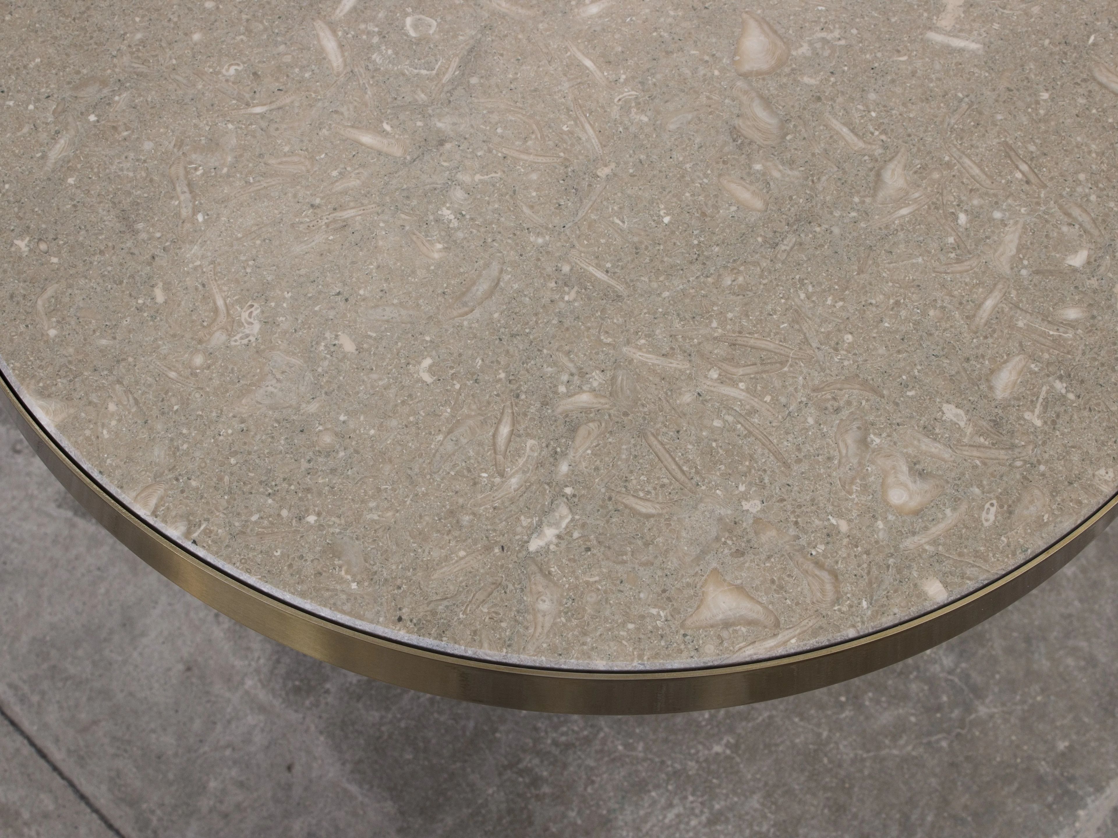 Травертин круглый журнальный столик Davani Purity ARCH-00027089 - Вид №13