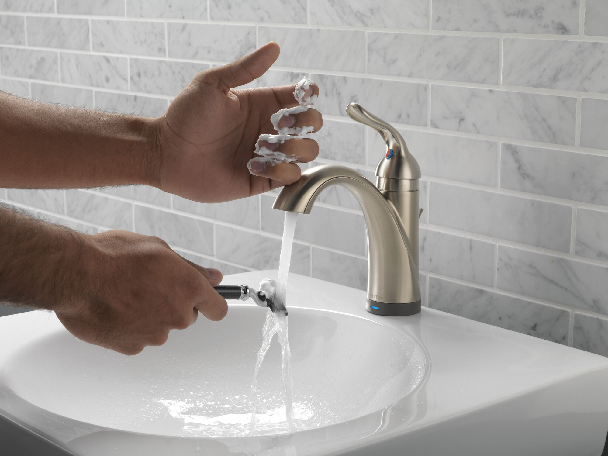 538T-SS-DST Смеситель для ванной с одной ручкой с технологией Touch2O.xt® Delta Faucet Lahara Нержавеющая сталь  - Вид №6