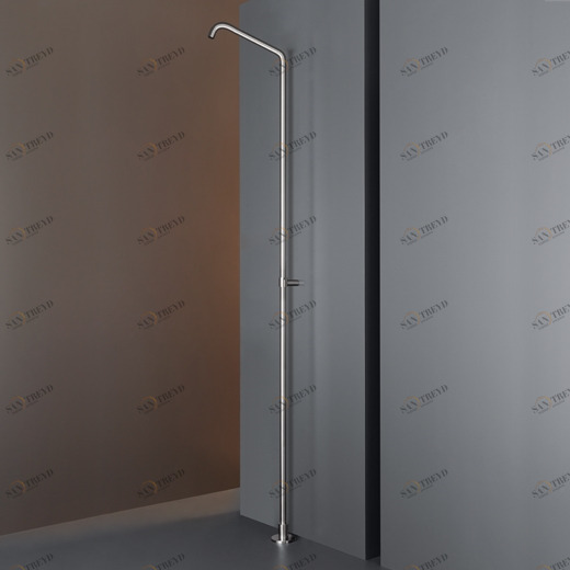 Свободно стоящий носик для душа с конической струи дождя и крепежной скобой H. 2160 мм  NEU24 CEADESIGN 