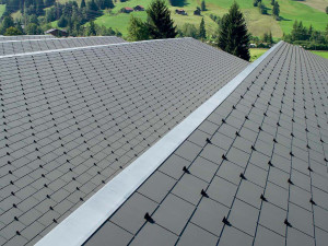 Фиброзно-бетонная кровельная панель и плита