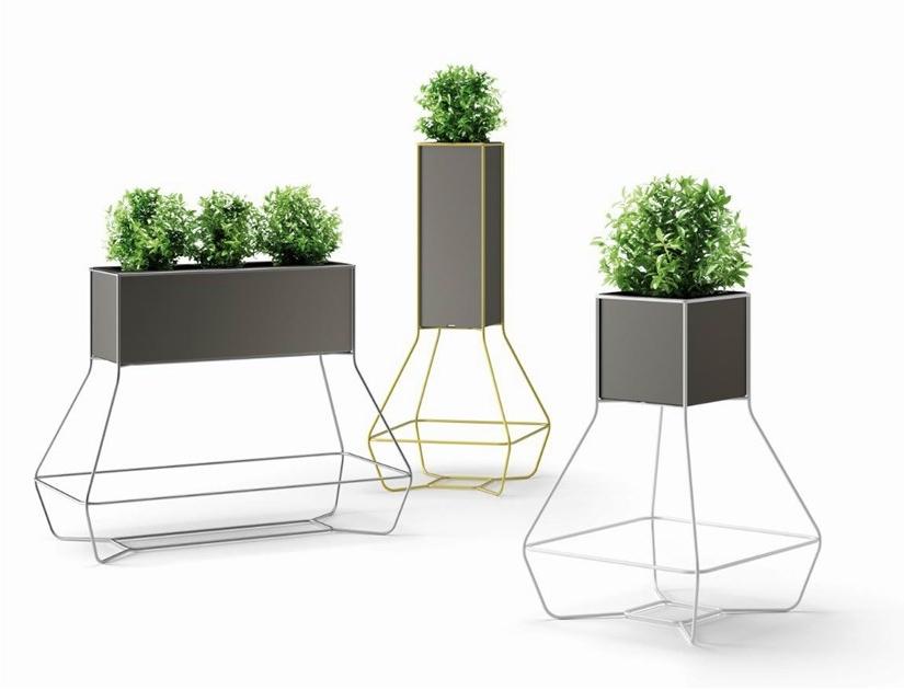 Plust Пластиковая ваза с металлической структурой Halful sun-id-1466790 - Вид №1