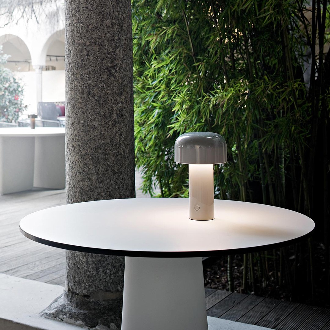 Flos Bellhop F1060009 белая лампа настольная с аккумулятором 116164 - Вид №2