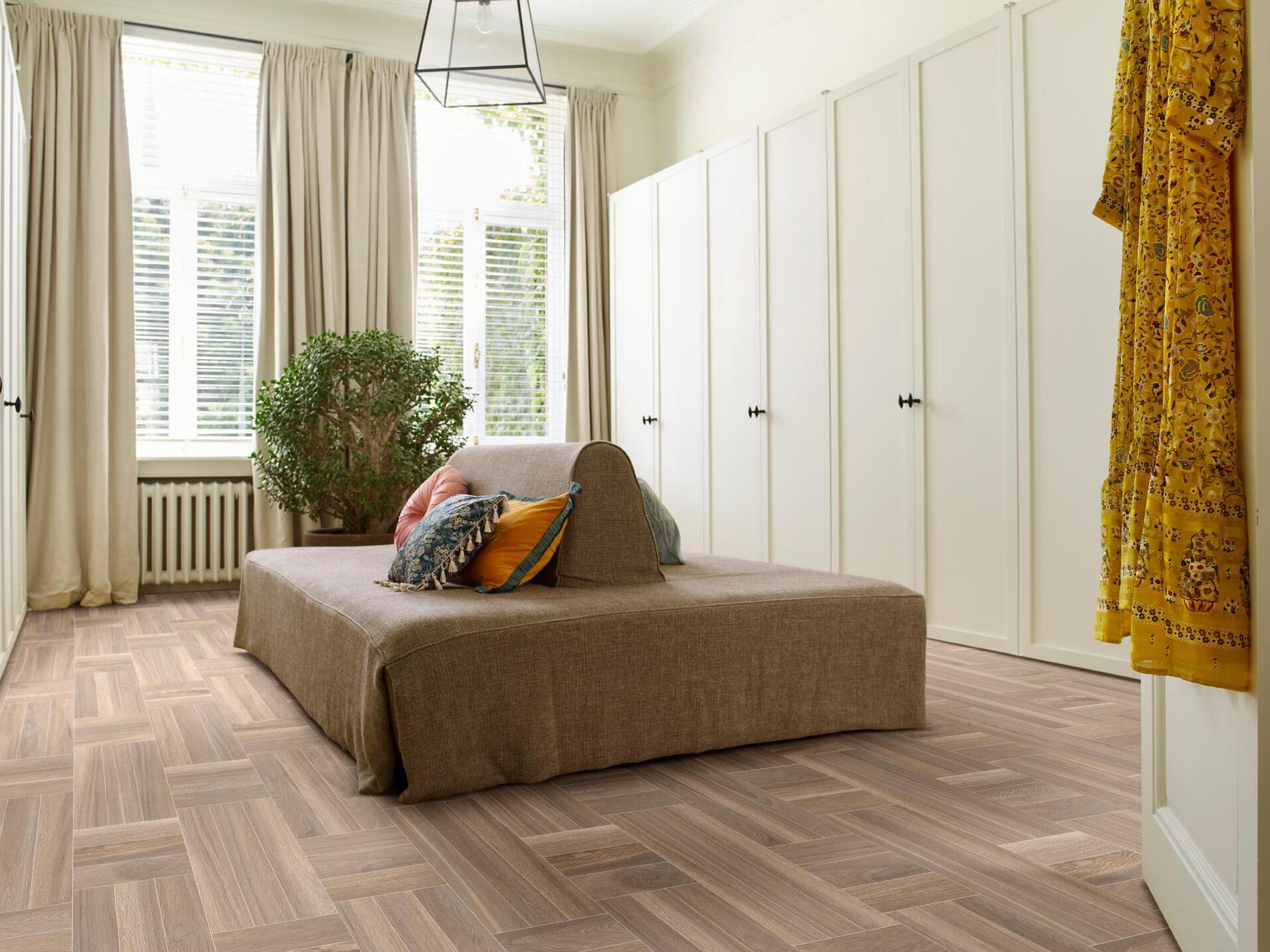 Нескользящий виниловый пол с эффектом дерева BEAUFLOR Hightex ARCH-00129843