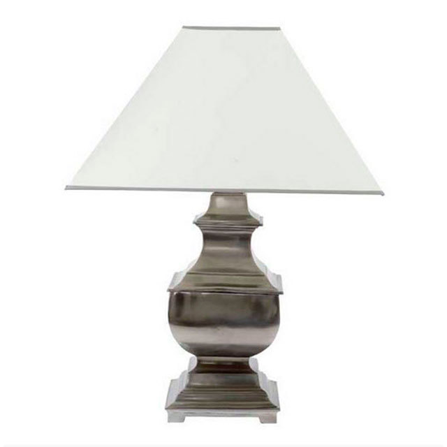 Настольная лампа Hamilton от Eichholtz 104093 EICHHOLTZ ВАЗА 061908 Белый;хром  - Вид №1