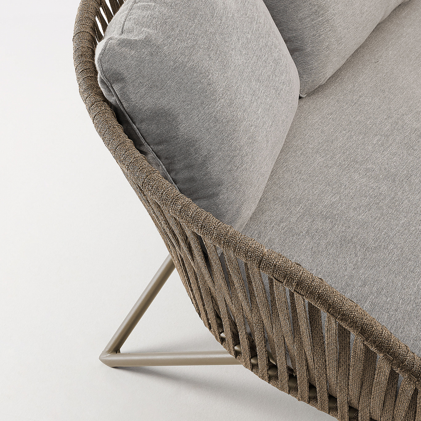 068904 Диван 3х местный коричневый La Forma Branzie  - Вид №4