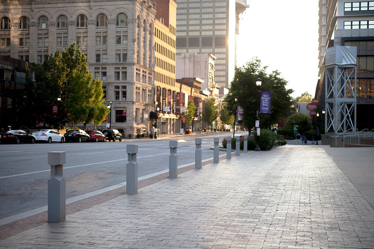 FSRT244 Рыцарский столбик  Forms-surfaces  - Вид №1