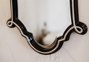 Gentry Home Адель Mirror hand carved wood frame Nero silver - черный лак GH102361  - Вид №1