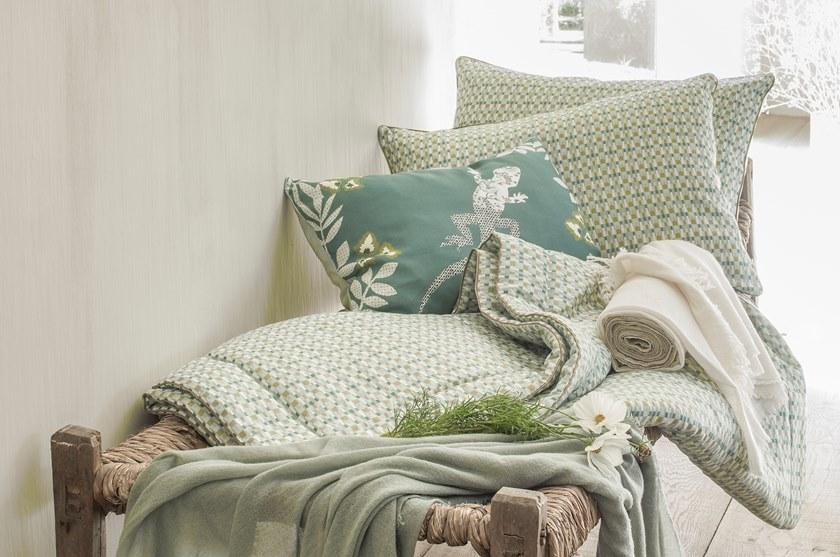 Alexandre Turpault Покрывало с двусторонним графическим узором из льняной ткани Territoire sun-id-1346734 - Вид №1