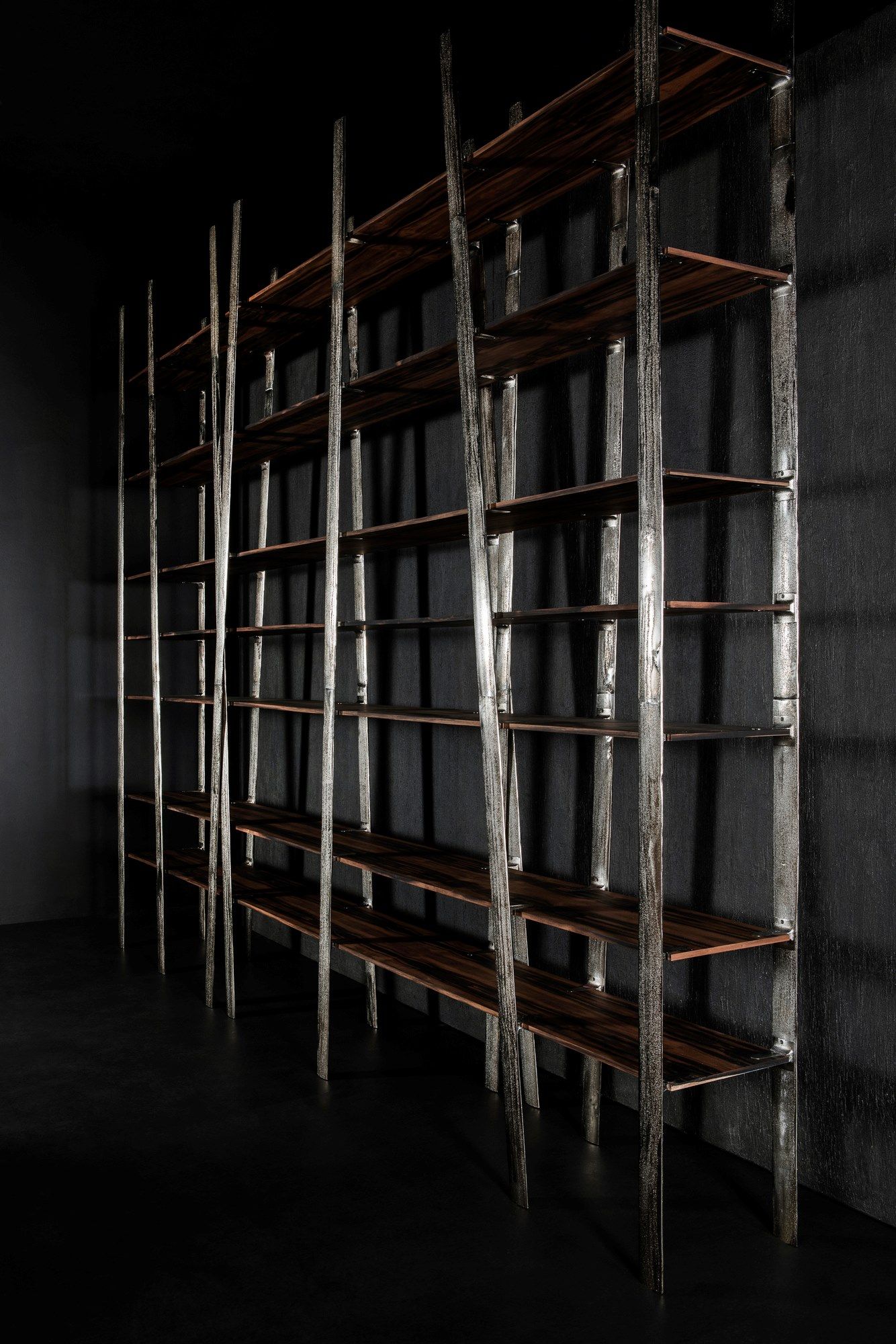 Оловянный книжный шкаф с деревянными полками Henge WEB ARCH-00083182 - Вид №4