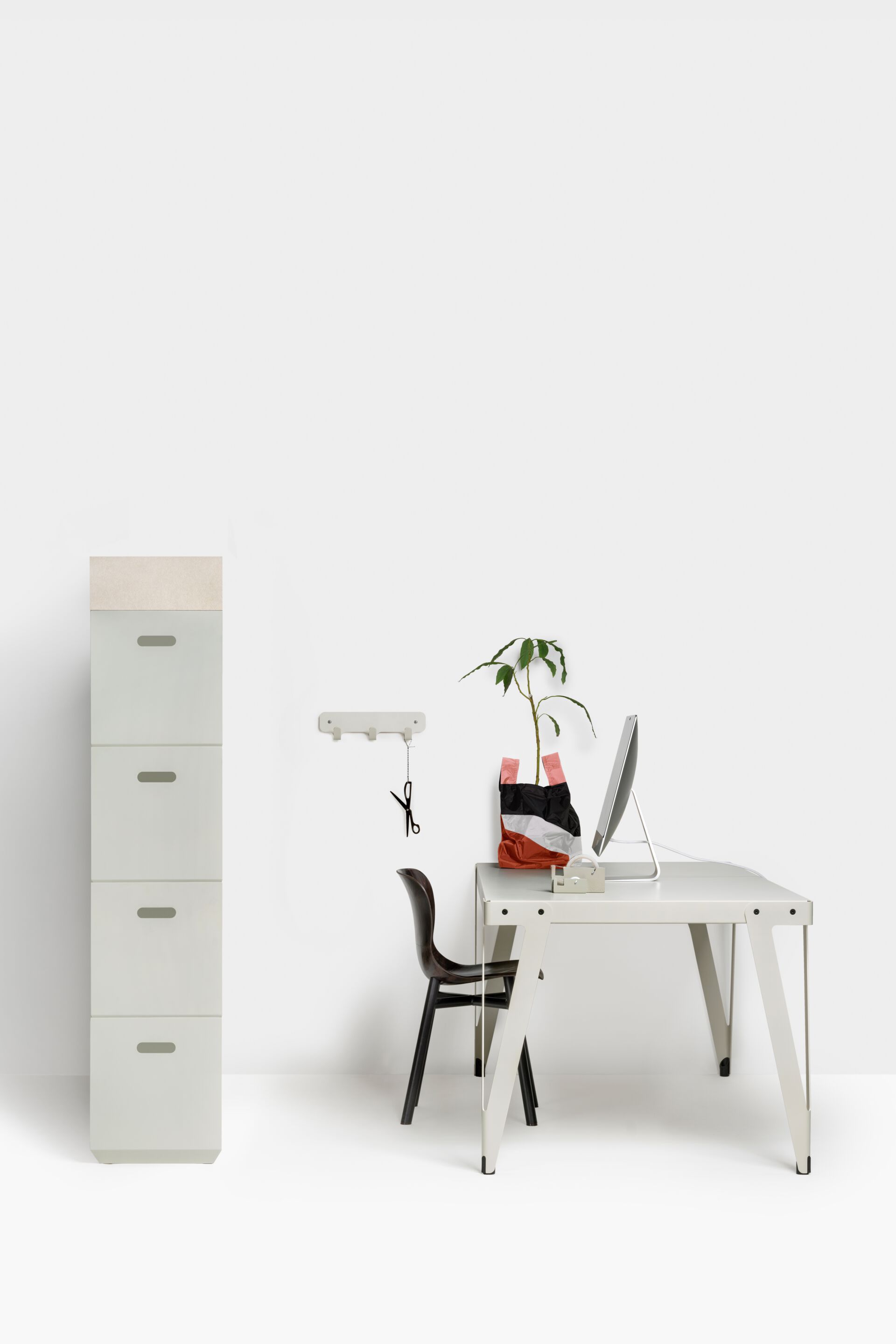 Квадратный стальной стол с порошковым покрытием FUNCTIONALS Lloyd ARCH-00064730 - Вид №12