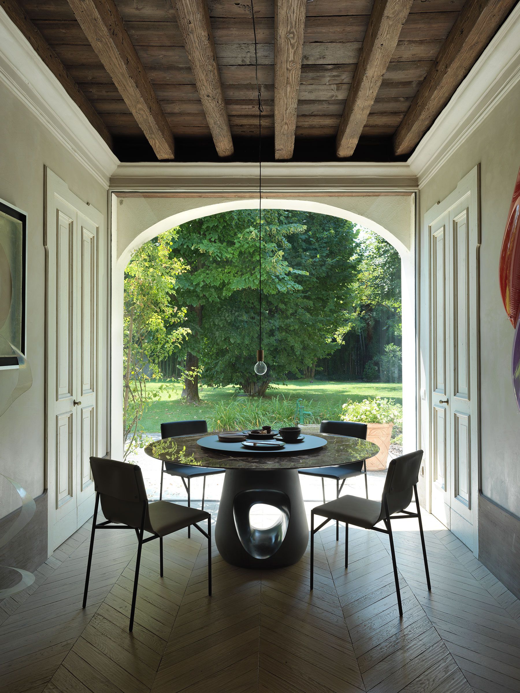 Кожаный стул Casamania & Horm Tout le Jour ARCH-00112553 - Вид №1