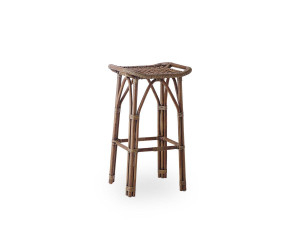 Высокий стул из ротанга с подставкой для ног