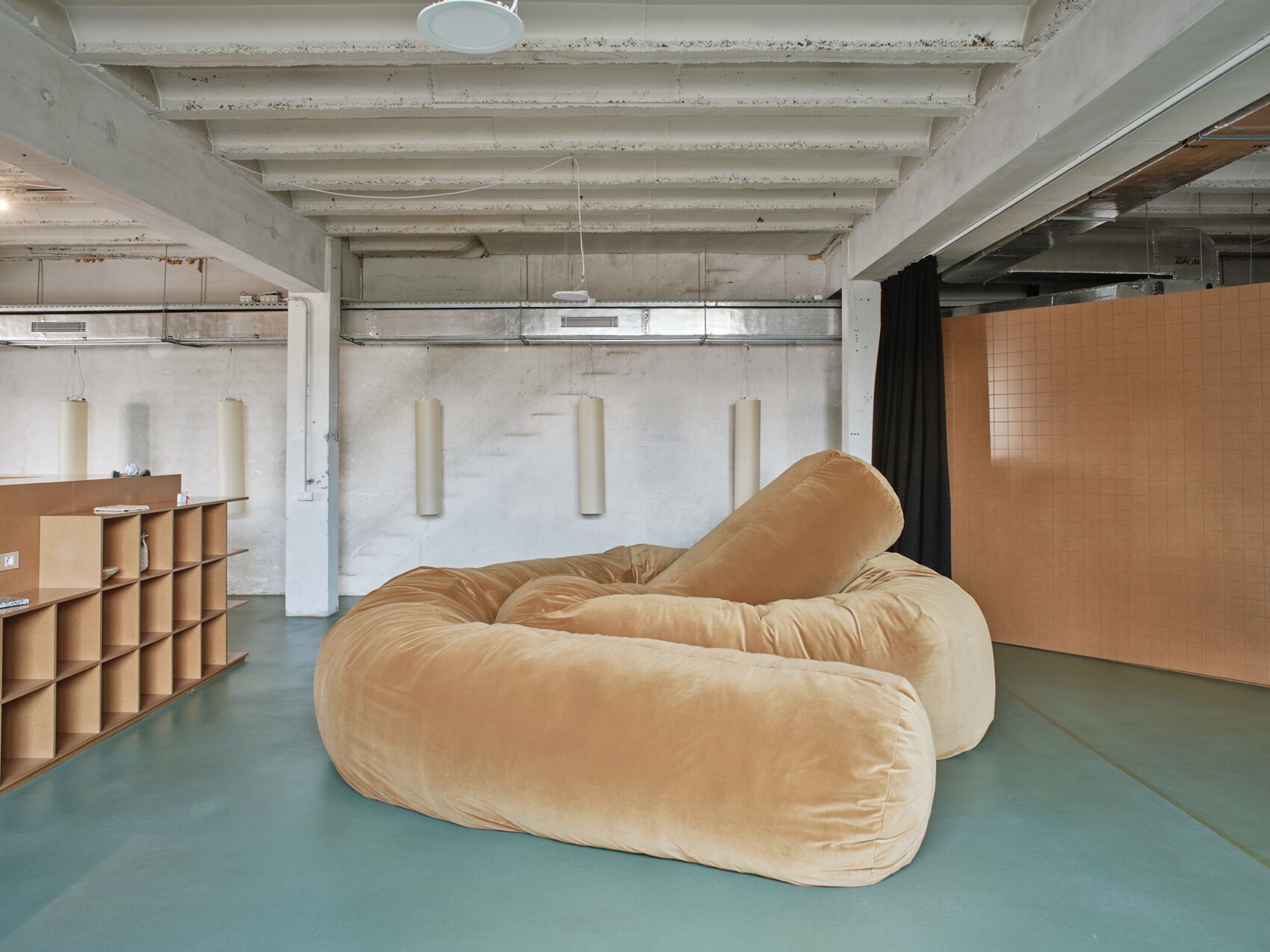 Трансформируемый диван из полиэфирного волокна BD Barcelona SAUSAGE ARCH-00022982 - Вид №3