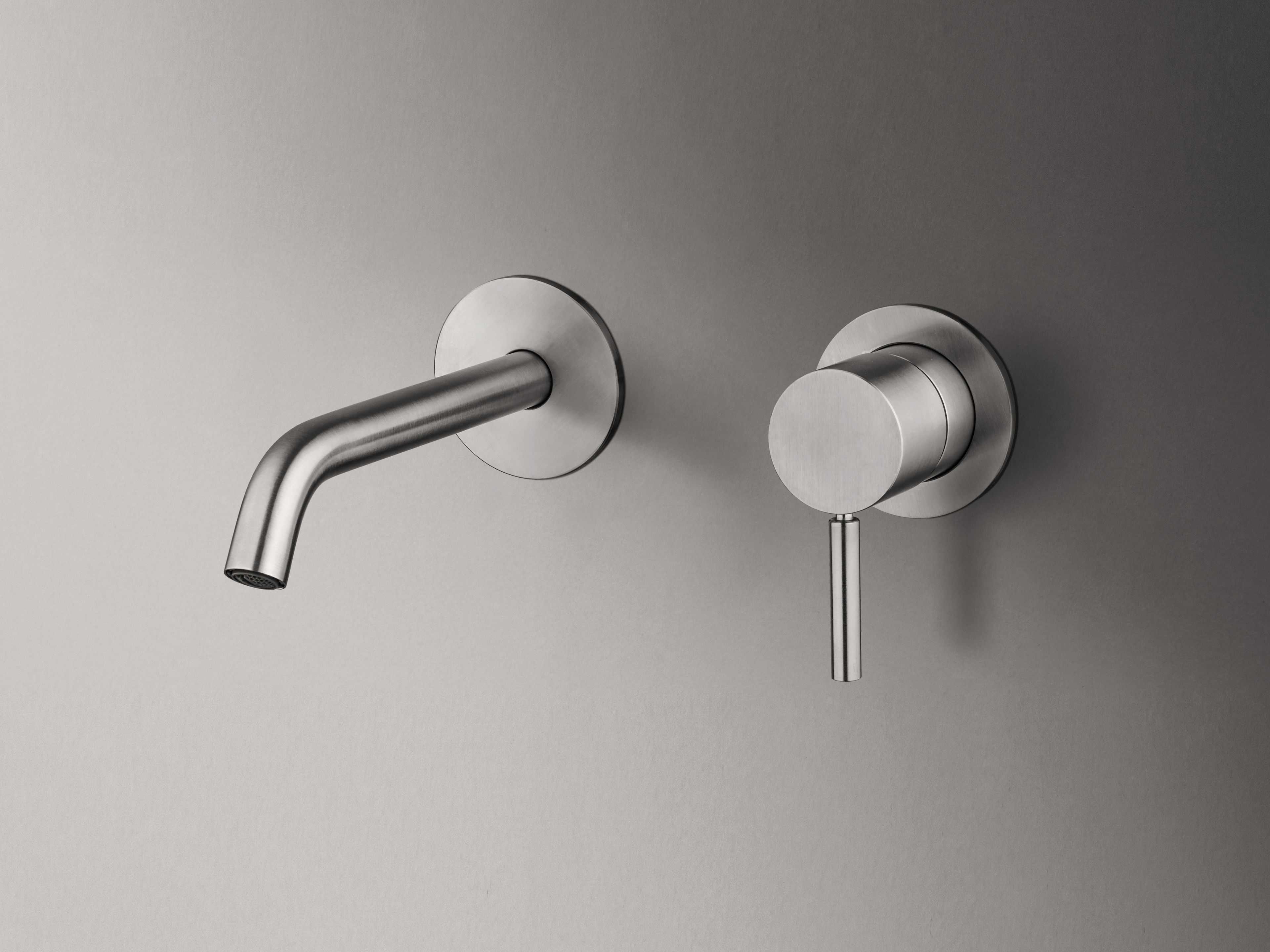 Настенный смеситель для раковины Fantini Rubinetti NOSTROMO SMALL ARCH-00091281