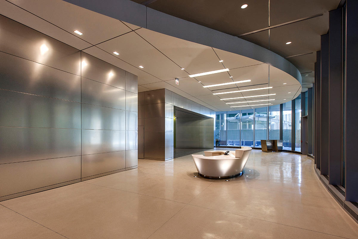 FSRT657 Стеновая система Levele с захватными панелями; вставки из стекла vivigraphix graphica в отражающей конфигурации с прослойкой центен и стандартной отделкой на 5-й авеню, 821, юг, неаполь, флорида Forms-surfaces  - Вид №14