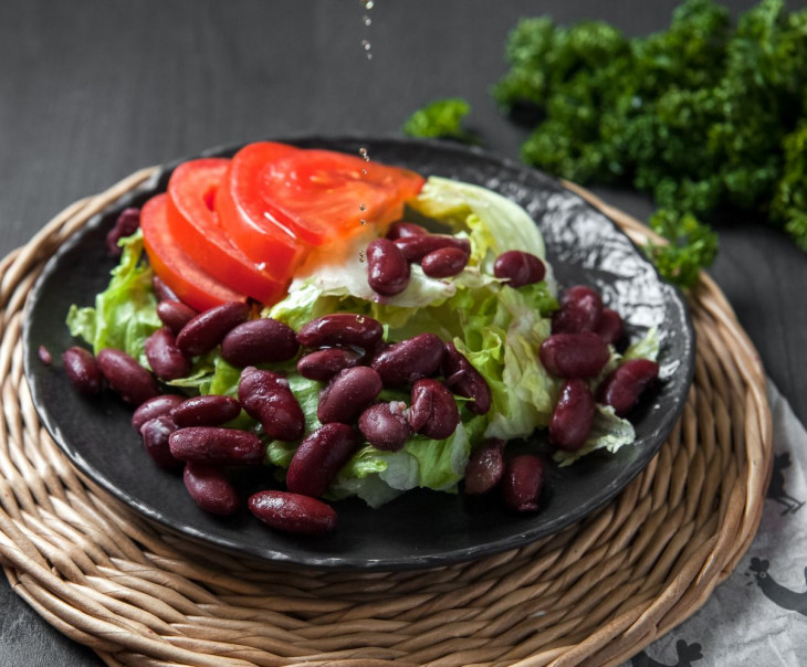 9473 Салат овощной с красной фасолью Вкусляндия  - Вид №1