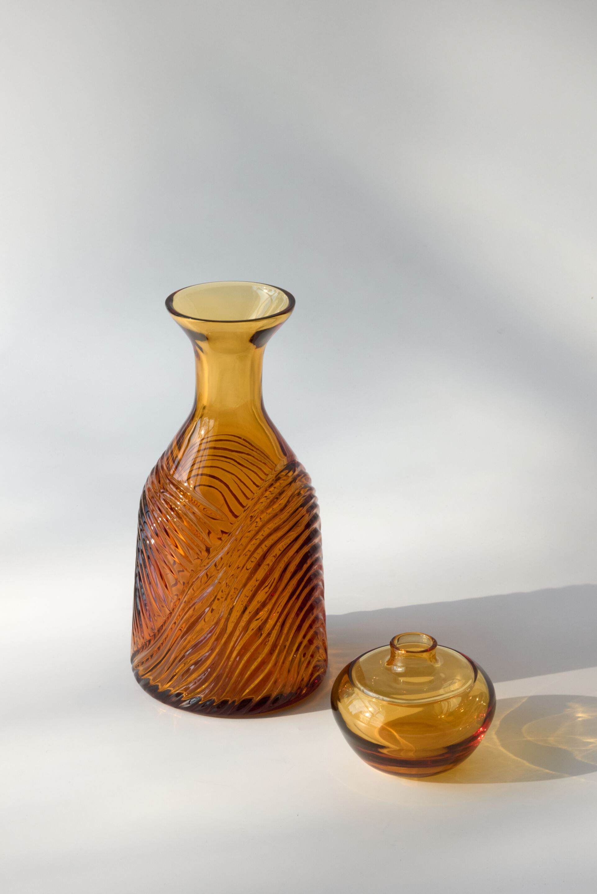 Выдувная стеклянная бутылка Studio Bojola GRECALE ARCH-00078947 - Вид №4