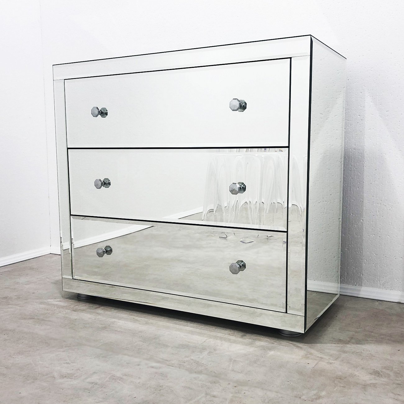 Комод зеркальный с 3 ящиками "Дэйли" GRAUM  304013 Зеркальный  - Вид №5