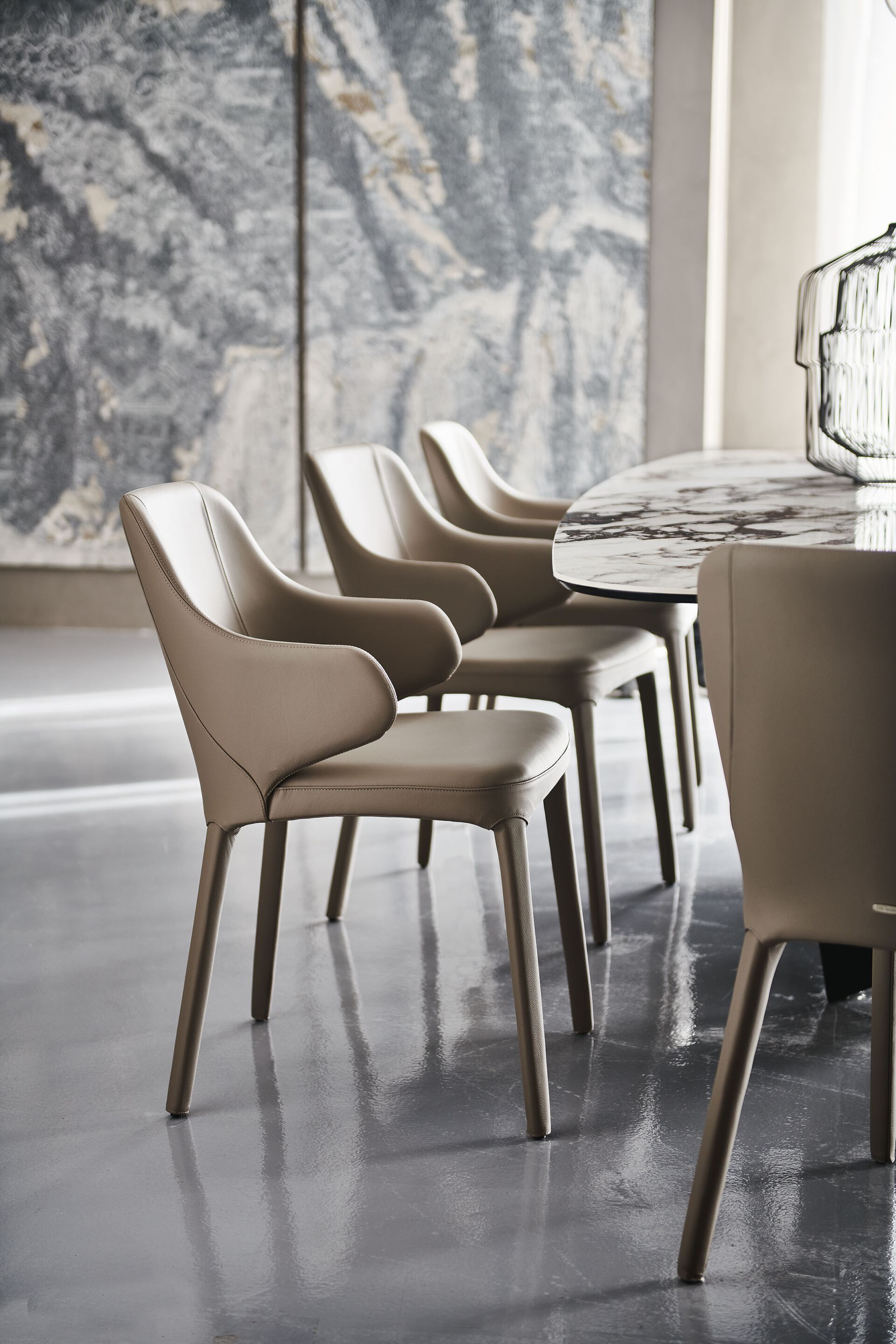 Кожаный стул с подлокотниками Cattelan italia Ванда ARCH-00020745