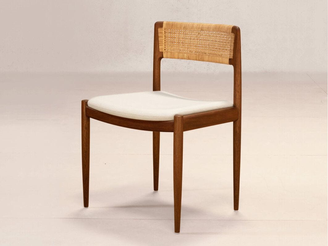 Мягкий стул из тикового дерева Phantom Hands Tangāli ARCH-00042099