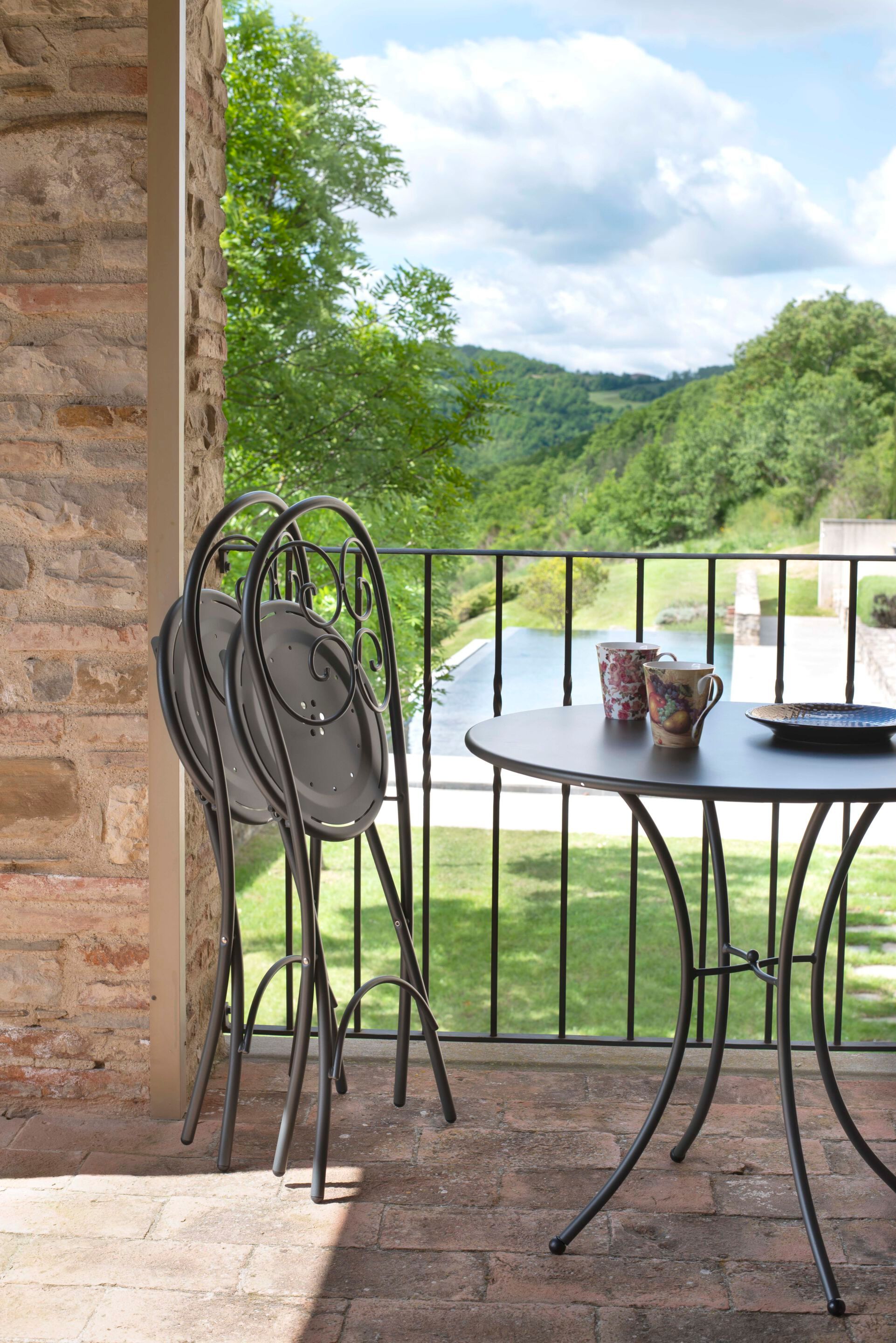 Стальной круглый садовый стол emu Pigalle ARCH-00111414 - Вид №1