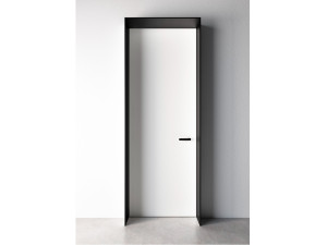 Деревянные распашные двери