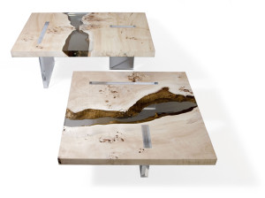 Низкий журнальный столик из массива дерева и смолы